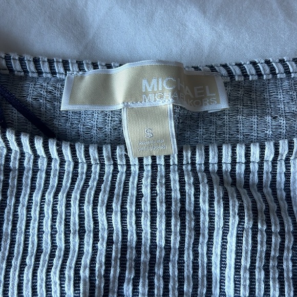 Michael Kors Blue Seersucker Striped Blouse - Picture 4 of 6